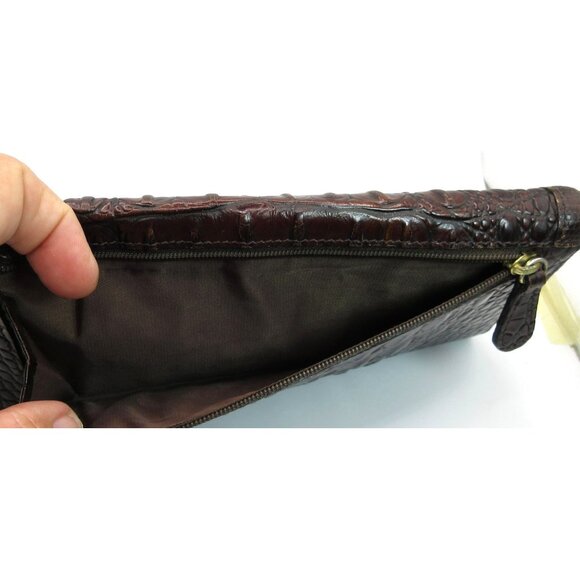 Vintage Brahmin  Alligator Embossed Leather Brown Clutch Wallet Organizer USA - Picture 9 of 11